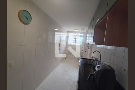 Cozinha de apartamento para alugar com 2 quartos, 85m² em Barra da Tijuca, Rio de Janeiro