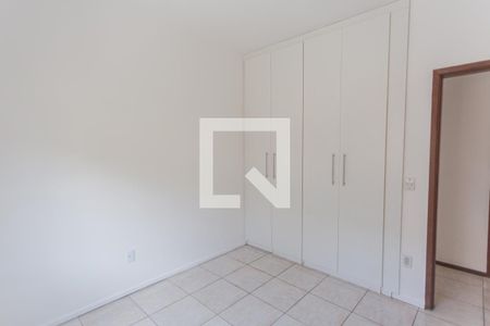 Suíte de apartamento à venda com 3 quartos, 100m² em Santo Antônio, Belo Horizonte