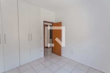 Suíte de apartamento à venda com 3 quartos, 100m² em Santo Antônio, Belo Horizonte