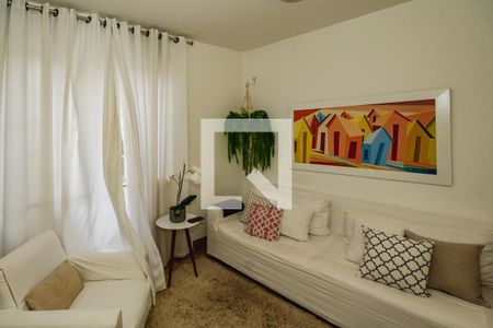 Casa à venda com 3 quartos, 120m² em Castelo, Belo Horizonte