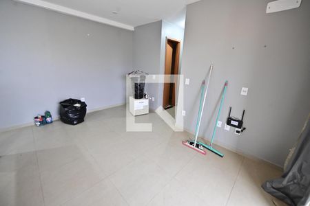 Sala de apartamento para alugar com 2 quartos, 33m² em Setor Garavelo, Goiânia