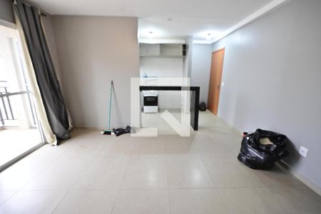Sala de apartamento para alugar com 2 quartos, 33m² em Setor Garavelo, Goiânia