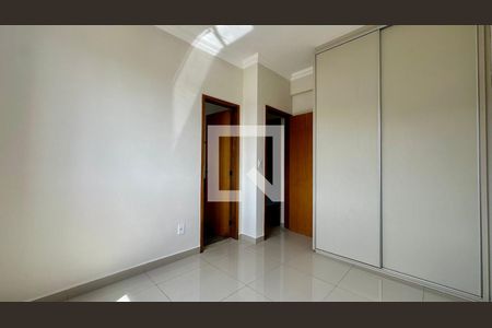 Quarto 1 de apartamento para alugar com 3 quartos, 80m² em Buritis, Belo Horizonte