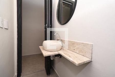Lavabo de casa para alugar com 5 quartos, 280m² em Jardim Ocara, Santo André