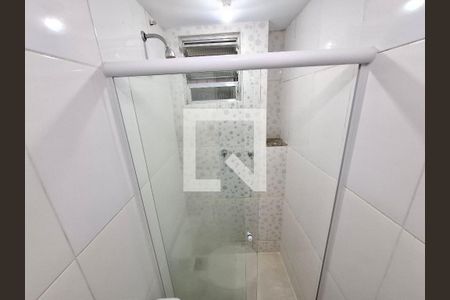 Banheiro da suíte  de apartamento à venda com 1 quarto, 38m² em Catete, Rio de Janeiro