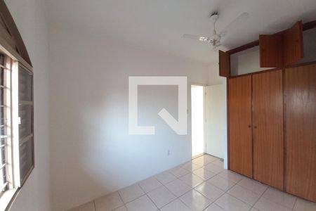 Quarto 2 de casa para alugar com 2 quartos, 60m² em Jardim Anton Von Zuben, Campinas