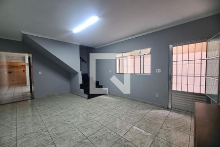 Sala de casa para alugar com 3 quartos, 150m² em Capão do Embira, São Paulo