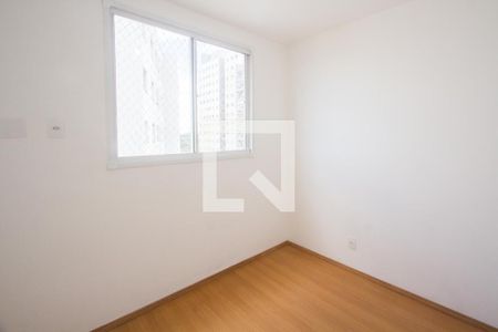 Apartamento para alugar com 2 quartos, 42m² em Parque Maria Helena, São Paulo