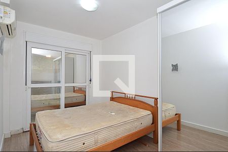 Suíte de apartamento à venda com 2 quartos, 116m² em Jardim Sabará, Porto Alegre