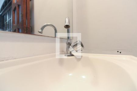 Lavabo de casa para alugar com 3 quartos, 250m² em Vila Esperança, São Paulo