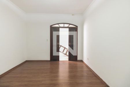 Quarto 1 de casa para alugar com 3 quartos, 250m² em Vila Esperança, São Paulo