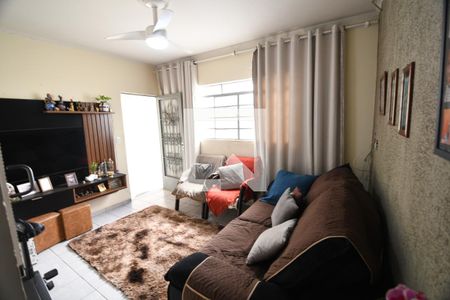 Sala de casa à venda com 3 quartos, 169m² em Jardim São Gonçalo, Campinas