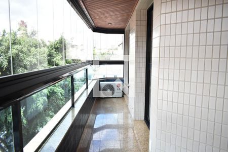 Sacada de apartamento à venda com 3 quartos, 125m² em Vila Clementino, São Paulo