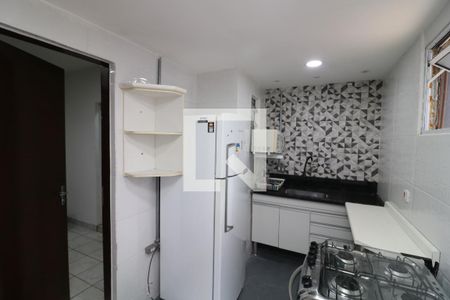 Sala/Cozinha de casa para alugar com 1 quarto, 22m² em Cidade São Mateus, São Paulo