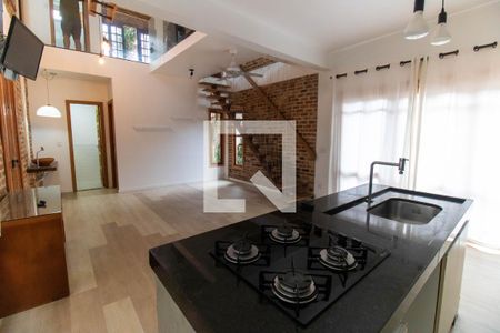 Sala e Cozinha de casa à venda com 3 quartos, 200m² em Piratininga, Niterói