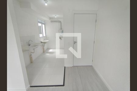 Sala/Cozinha de apartamento para alugar com 2 quartos, 41m² em Taquara, Rio de Janeiro