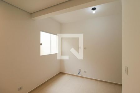 Sala/Cozinha/Área de Serviço de casa para alugar com 2 quartos, 50m² em Vila Espanhola, São Paulo
