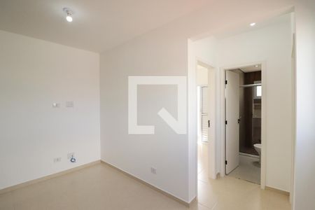 Sala/Cozinha/Área de Serviço de casa para alugar com 2 quartos, 40m² em Vila Espanhola, São Paulo