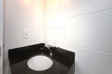 Banheiro Suíte de apartamento para alugar com 3 quartos, 64m² em Jardim Aparecida, Campinas