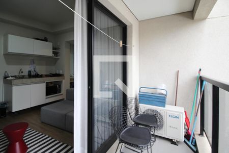 Varanda de kitnet/studio à venda com 1 quarto, 36m² em Vila Olímpia, São Paulo