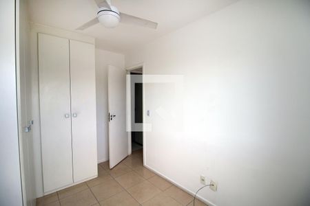 Quarto 1 de apartamento para alugar com 2 quartos, 35m² em Del Castilho, Rio de Janeiro