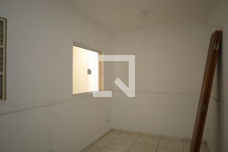 Quarto 1 de casa para alugar com 2 quartos, 100m² em Parque Savoy City, São Paulo
