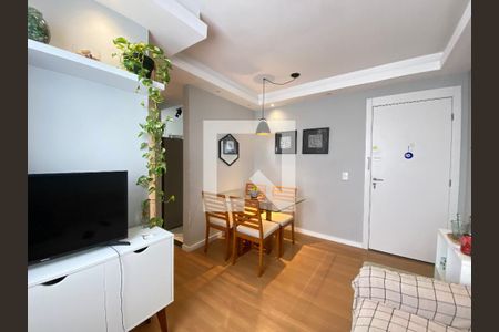 Sala de apartamento à venda com 3 quartos, 43m² em Piedade, Rio de Janeiro