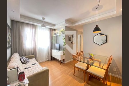 Sala de apartamento à venda com 3 quartos, 43m² em Piedade, Rio de Janeiro