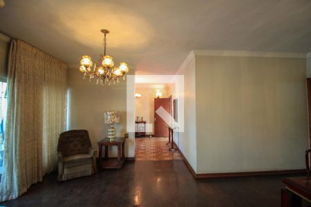 Casa à venda com 2 quartos, 250m² em Jardim Analia Franco, São Paulo