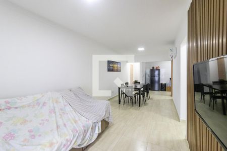 Sala de apartamento para alugar com 2 quartos, 91m² em Guilhermina, Praia Grande