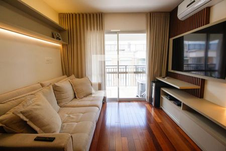 Sala  de apartamento à venda com 2 quartos, 83m² em Jardim Leonor, São Paulo