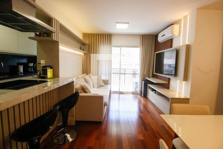 Sala  de apartamento à venda com 2 quartos, 83m² em Jardim Leonor, São Paulo