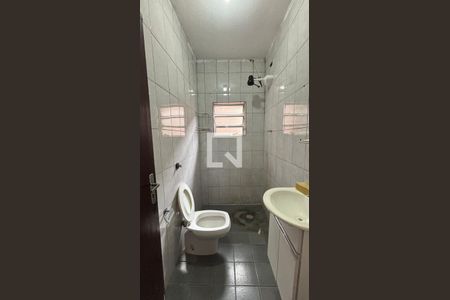 Banheiro de casa para alugar com 2 quartos, 50m² em Vila Palmares, Santo André