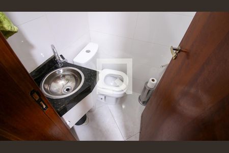 Lavabo de casa para alugar com 3 quartos, 140m² em Vila Lucia, São Paulo