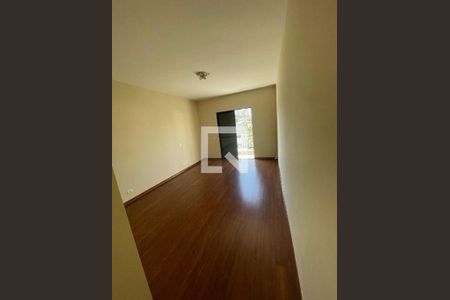 Casa à venda com 3 quartos, 124m² em Jardim Monte Kemel, São Paulo