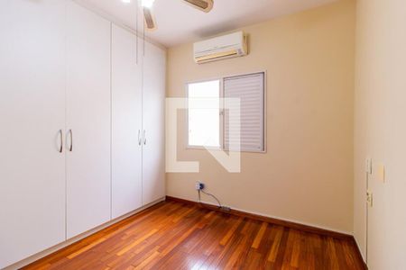 Casa à venda com 3 quartos, 220m² em Jardim Caravelas, São Paulo