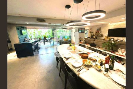 Apartamento à venda com 4 quartos, 346m² em Vila Suzana, São Paulo
