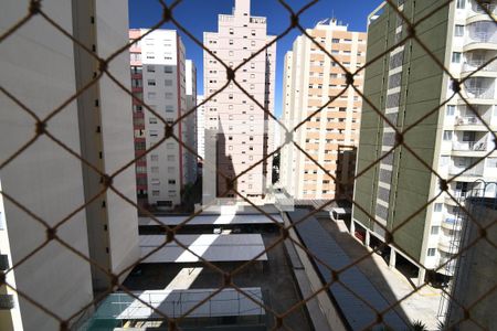 Quarto 1 - Vista de apartamento à venda com 3 quartos, 107m² em Centro, Campinas