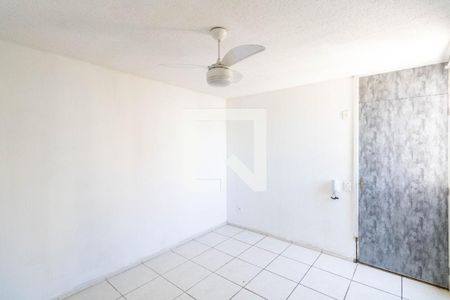 Sala de apartamento para alugar com 2 quartos, 43m² em Campo Grande, Rio de Janeiro