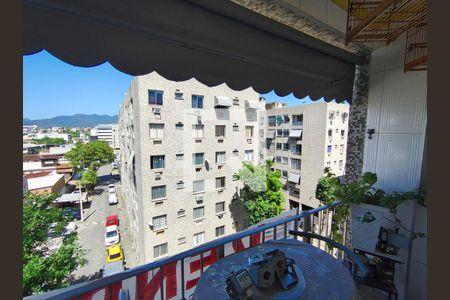 Apartamento para alugar com 2 quartos, 64m² em Taquara, Rio de Janeiro