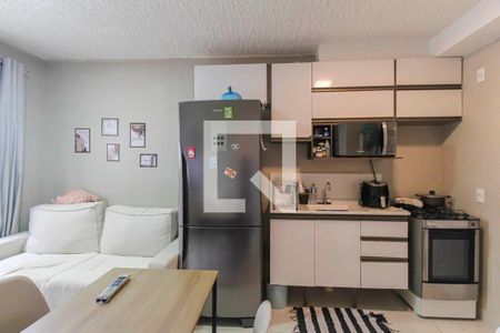 Sala/Cozinha de apartamento para alugar com 2 quartos, 35m² em Vila Graciosa, São Paulo