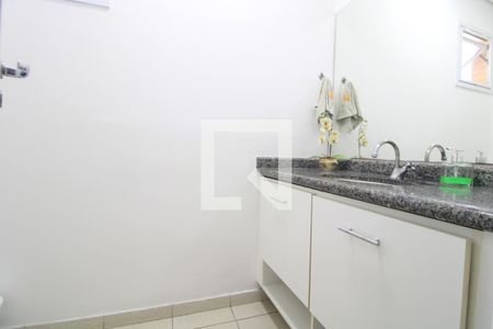 Lavabo de casa de condomínio à venda com 3 quartos, 170m² em Vila Sofia, São Paulo