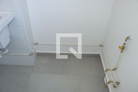 Área de Serviço de apartamento para alugar com 2 quartos, 54m² em Jardim de Lourdes, Embu das Artes