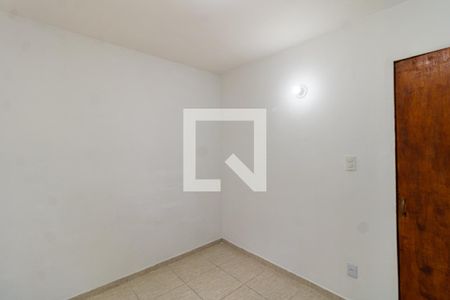 Quarto 2 de apartamento para alugar com 2 quartos, 50m² em Conjunto Habitacional Jova Rural, São Paulo