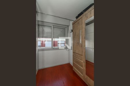 Quarto 2 de apartamento para alugar com 2 quartos, 75m² em Jardim Dona Leopoldina, Porto Alegre