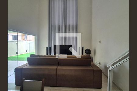 Sala de casa de condomínio para alugar com 3 quartos, 190m² em Vargem Pequena, Rio de Janeiro