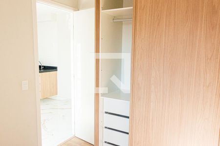Quarto 1 de apartamento para alugar com 2 quartos, 34m² em Campo Grande, São Paulo