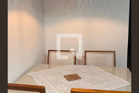 Sala de apartamento para alugar com 2 quartos, 50m² em Campo Grande, Rio de Janeiro