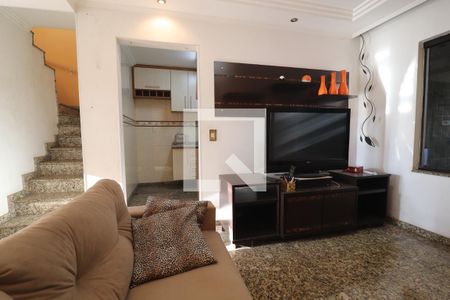 Sala de casa de condomínio para alugar com 3 quartos, 87m² em Vila Metalúrgica, Santo André