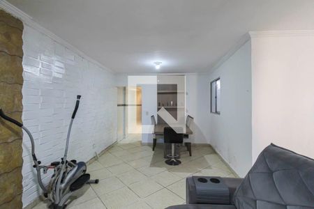 Sala de casa para alugar com 2 quartos, 125m² em Vila Fatima, São Paulo